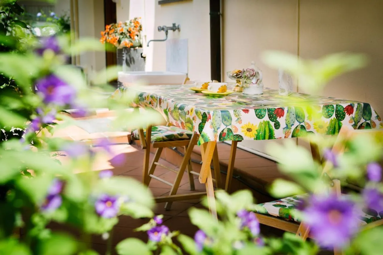 Domus Socolatae Apartments&Suites Follonica